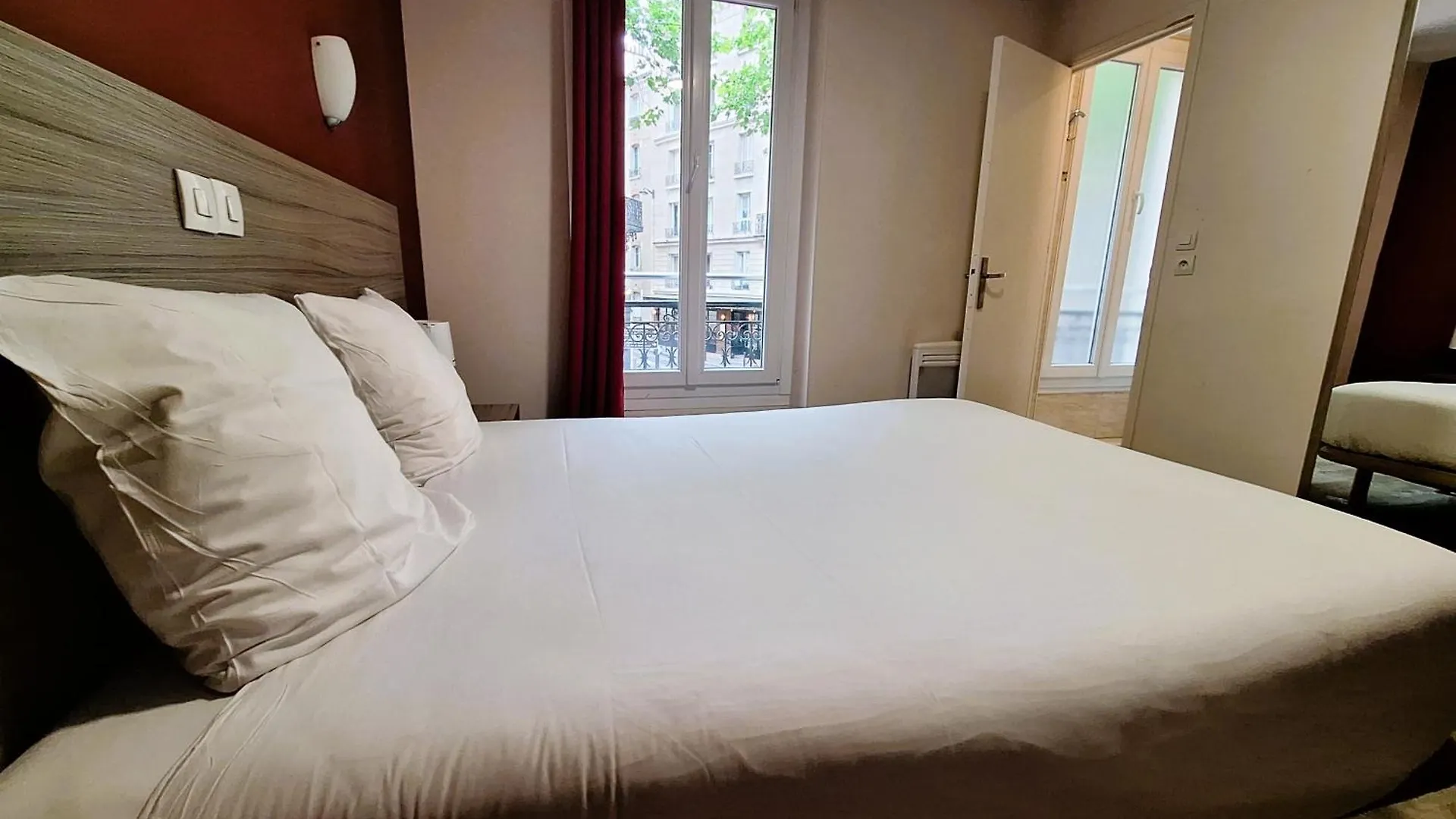 Hipotel Paris Gambetta Republique