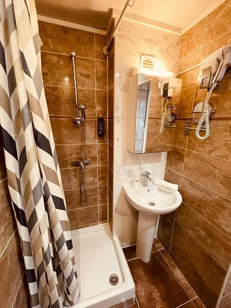 Hipotel Paris Gambetta République Hotel
