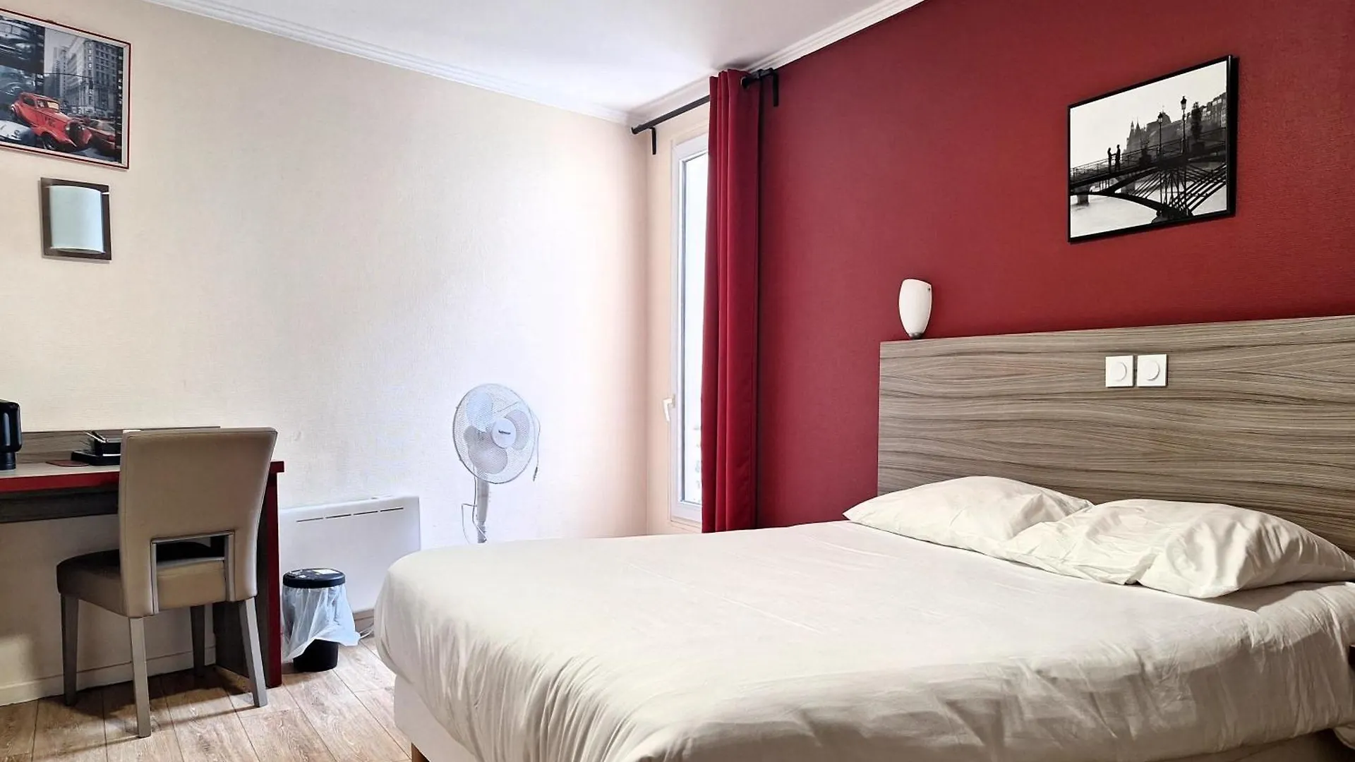 Hipotel Paris Gambetta Republique 2*,  Frankrijk